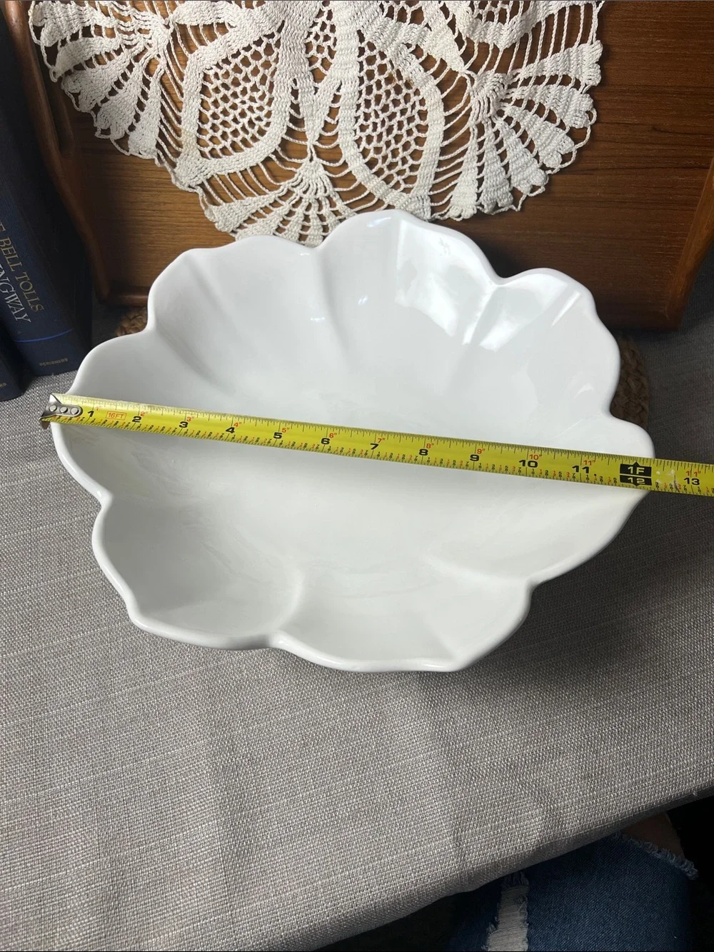 FARVAL Portugal White Scalloped Flower Serving Bowls Set of 2 12”